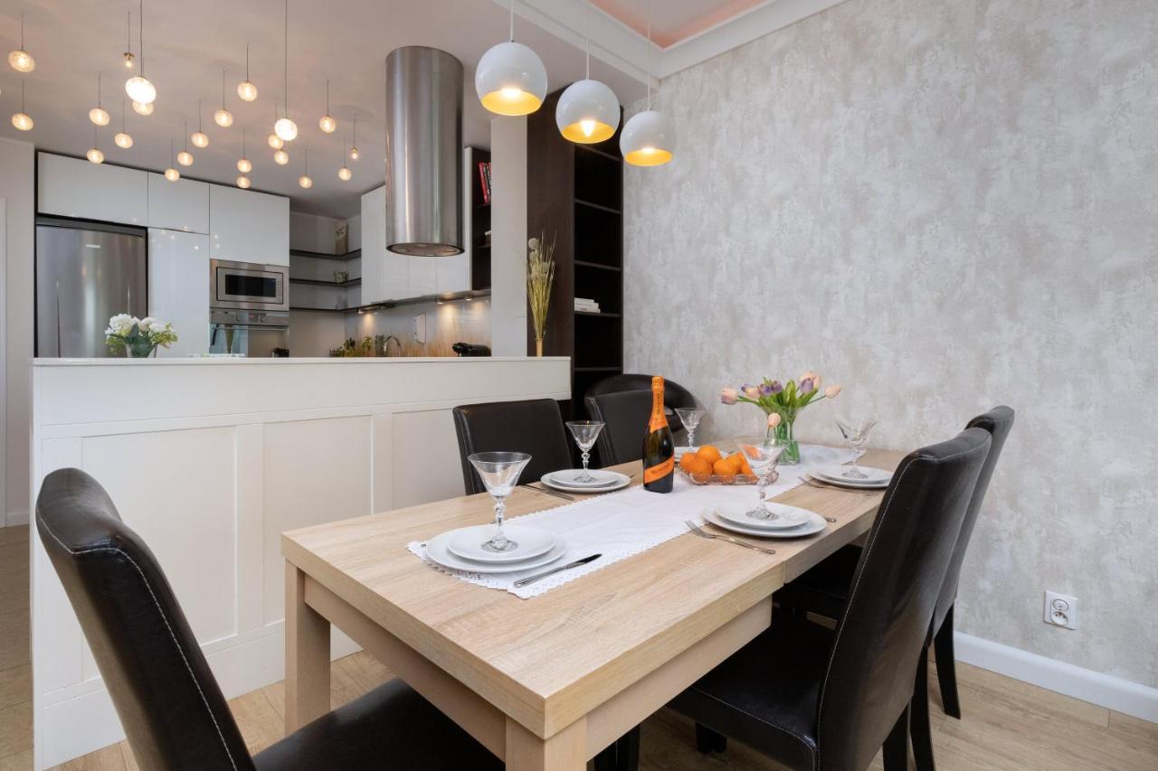 Family Apartament Mysliwska By Renters Apartment Gdańsk Exterior foto