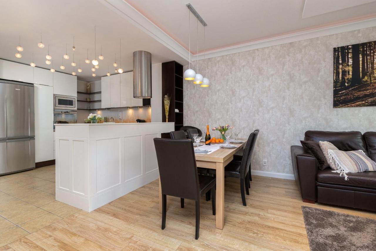 Family Apartament Mysliwska By Renters Apartment Gdańsk Exterior foto